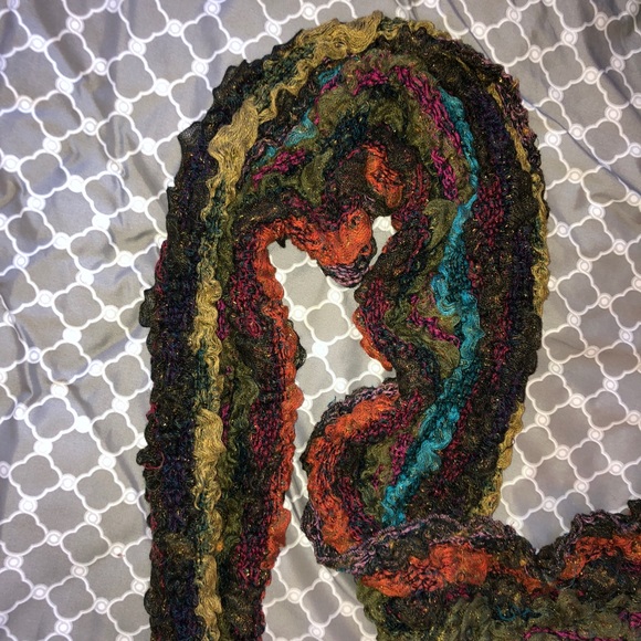 Soft scarf or pashmina - Picture 4 of 5